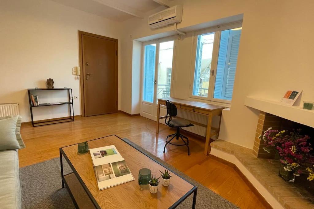 Cute Apartment At The Foot Of Lycabettus Hill Atena Exterior foto